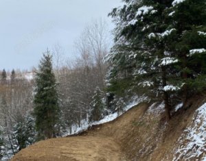 Telek eladó on Marisel