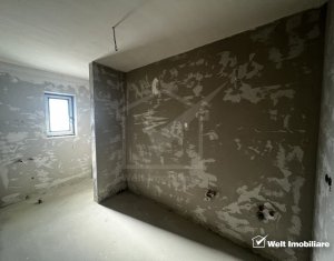 Ház 12 szobák eladó on Campenesti, Zóna Centru