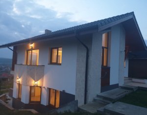 Maison 6 chambres à vendre dans Sannicoara