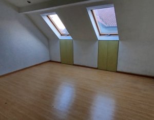 Spatiu pentru birou sau firme 90mp la casa, 2 parcari, Plopilor 