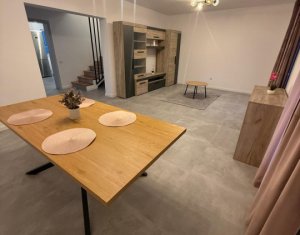 Maison 4 chambres à louer dans Cluj-napoca, zone Iris