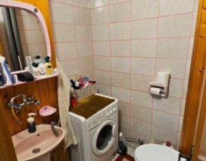 Lakás 4 szobák eladó on Cluj-napoca, Zóna Manastur