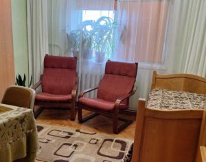 Lakás 4 szobák eladó on Cluj-napoca, Zóna Manastur