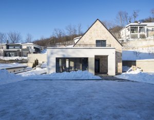 Maison 5 chambres à vendre dans Feleacu