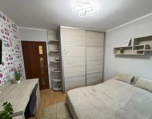 Lakás 3 szobák kiadó on Cluj-napoca, Zóna Intre Lacuri