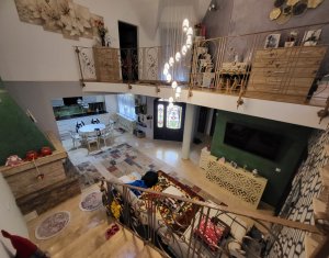 CASA REZIDENTIALA DE LUX + 5 SPATII COMERCIALE CU CHIRIASI