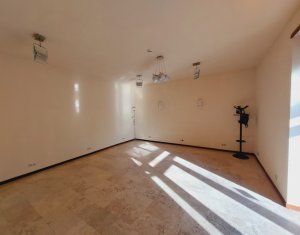 Lakás 3 szobák kiadó on Cluj-napoca, Zóna Centru