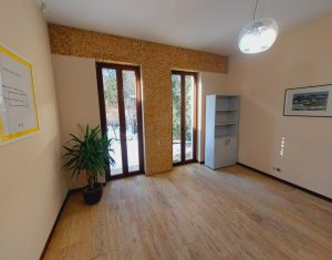 Lakás 3 szobák kiadó on Cluj-napoca, Zóna Centru