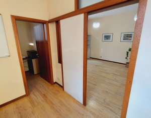 Lakás 3 szobák kiadó on Cluj-napoca, Zóna Centru