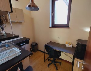 Lakás 3 szobák kiadó on Cluj-napoca, Zóna Centru