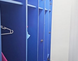 Maison 12 chambres à vendre, zone Centru