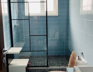 Maison 4 chambres à louer dans Cluj-napoca, zone Buna Ziua