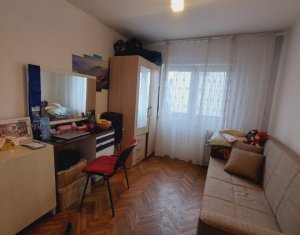 Apartament cu 3 camere 2 bai etaj 2 din 4 strada Slatina, Intre Lacuri