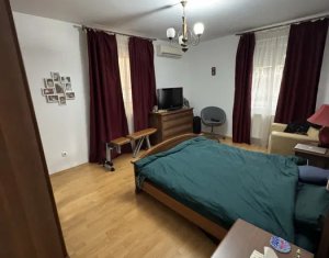 Appartement 3 chambres à vendre dans Cluj-napoca, zone Andrei Muresanu