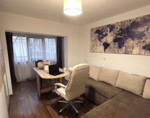 Appartement 3 chambres à vendre dans Cluj-napoca, zone Marasti