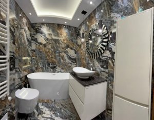 Appartement 3 chambres à vendre dans Cluj-napoca, zone Intre Lacuri