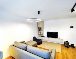 Lakás 2 szobák eladó on Floresti