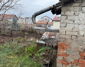 Ház 4 szobák eladó on Cluj-napoca, Zóna Intre Lacuri