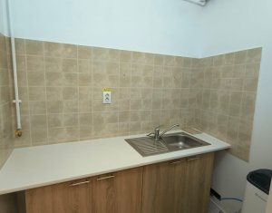 Bureau à louer dans Cluj-napoca, zone Centru