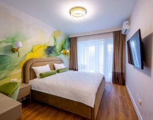 Apartament de lux cu 2 camere in zona UMF, cu parcare