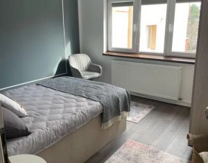 Appartement 4 chambres à louer dans Cluj-napoca, zone Zorilor