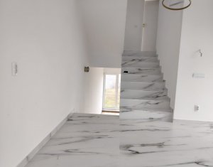 House 4 rooms for sale in Dezmir