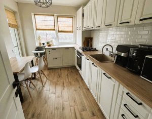 Lakás 3 szobák eladó on Apahida