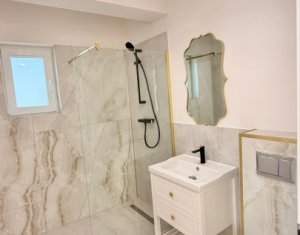 Appartement 3 chambres à vendre dans Floresti