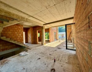 Ház 4 szobák eladó on Floresti