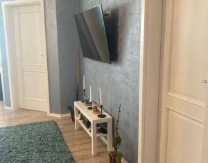 Apartment 2 rooms for sale in Floresti