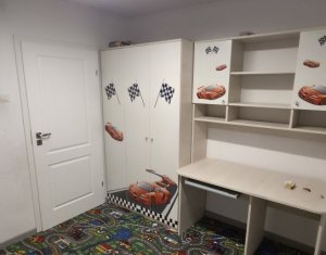 Lakás 4 szobák eladó on Cluj-napoca, Zóna Manastur