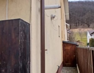 Ház 4 szobák eladó on Floresti