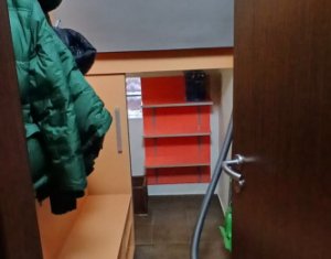 Ház 4 szobák eladó on Floresti