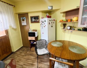 Apartament 2 camere, confort sporit, etaj intermediar, Marasti