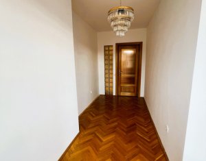 Lakás 3 szobák eladó on Cluj-napoca, Zóna Andrei Muresanu