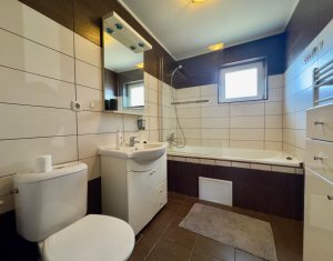 Lakás 3 szobák eladó on Floresti