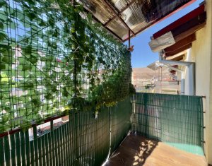 Lakás 3 szobák eladó on Floresti