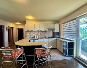 Lakás 3 szobák eladó on Floresti