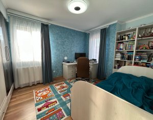 Appartement 4 chambres à vendre dans Cluj-napoca, zone Iris