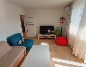 Apartment 4 rooms for sale in Cluj-napoca, zone Manastur