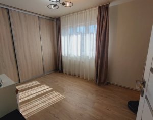 Apartment 4 rooms for sale in Cluj-napoca, zone Manastur