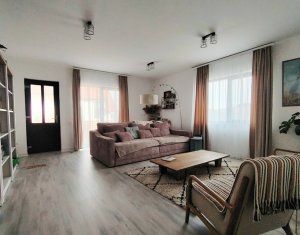 Maison 4 chambres à vendre dans Corusu