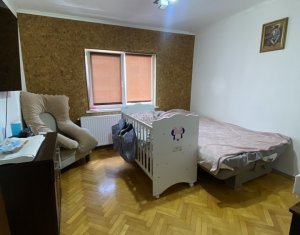 Appartement 3 chambres à vendre dans Cluj-napoca, zone Marasti