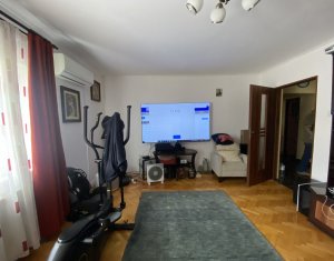 Appartement 3 chambres à vendre dans Cluj-napoca, zone Marasti