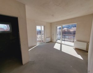 Ház 4 szobák eladó on Stolna