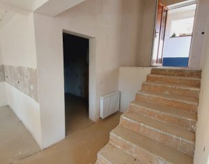 Ház 4 szobák eladó on Stolna