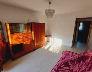 Apartament cu 2 camere decomandat | 2 balcoane | Etaj 3/4 | Marasti