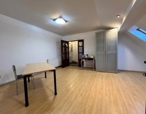 Bureau à louer dans Cluj-napoca, zone Plopilor