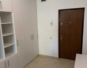 Apartament 2 camere, 2 balcoane, parcare, zona Bună Ziua