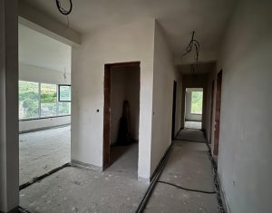 Ház 4 szobák eladó on Suceagu